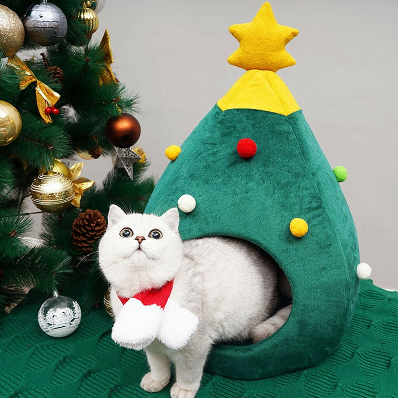 Adorable Christmas Tree Cat Bed